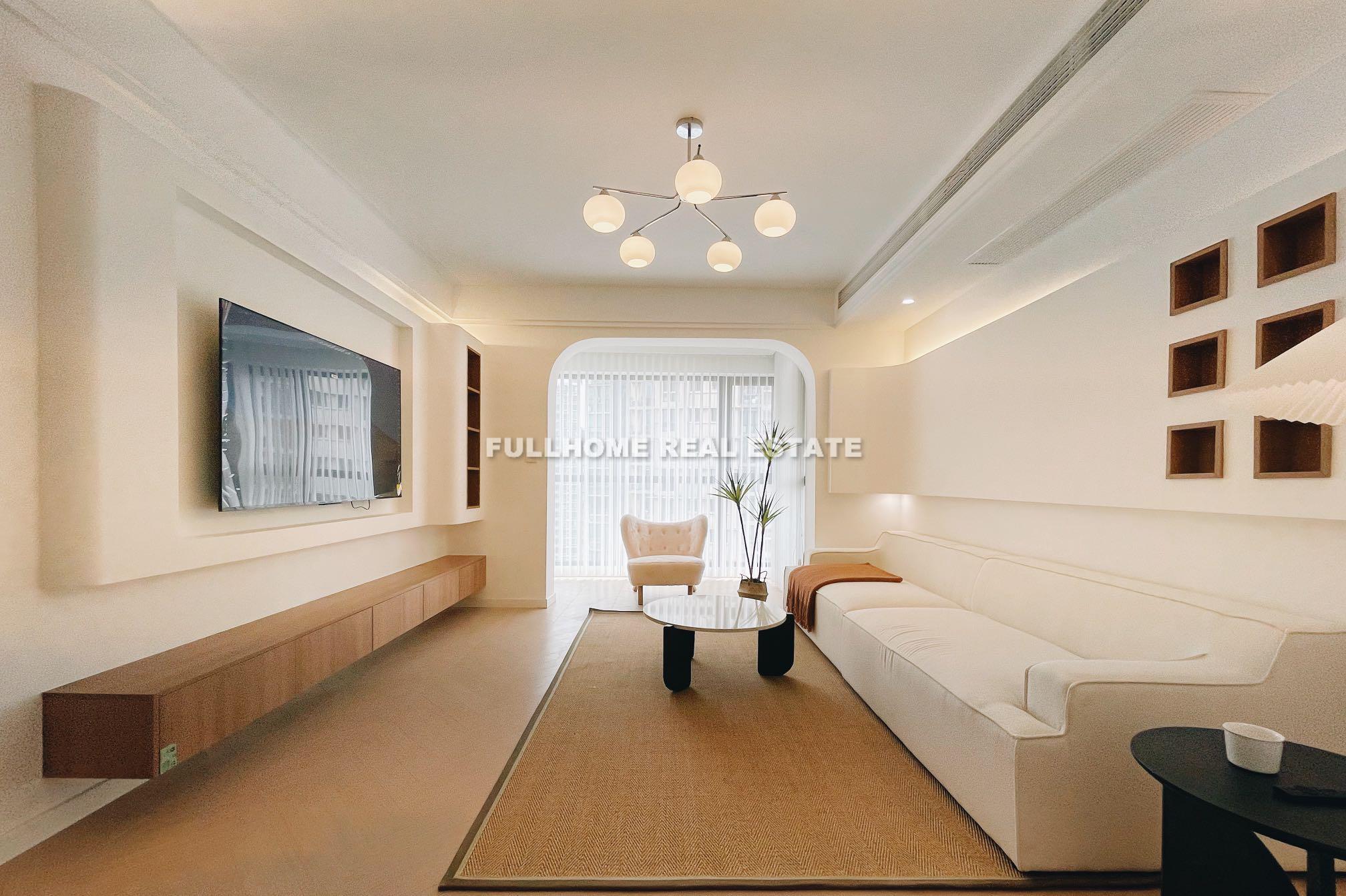 Same compound: Hai Yue Garden, 2 bedrooms in Shanghai
