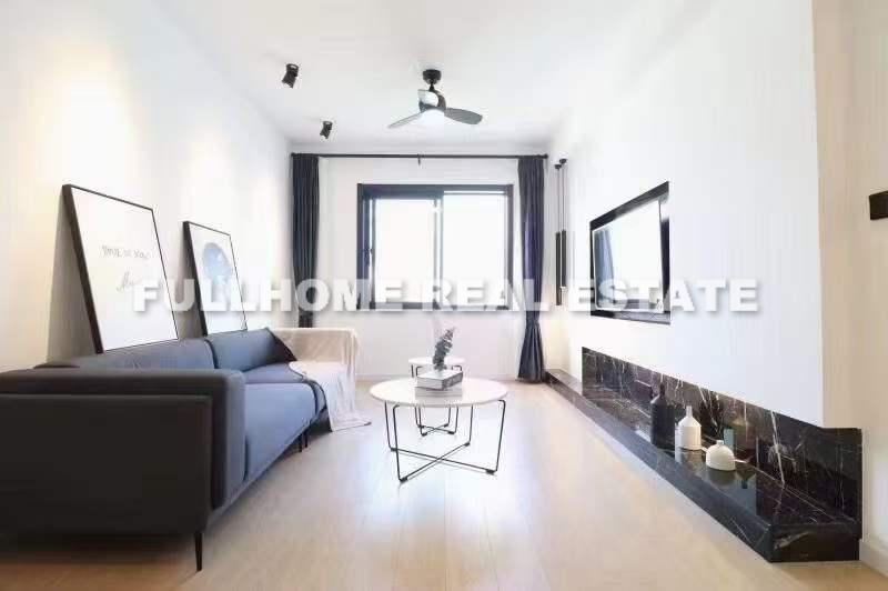 Same compound: Jiaozhou Apartment, 1 bedrooms in Shanghai