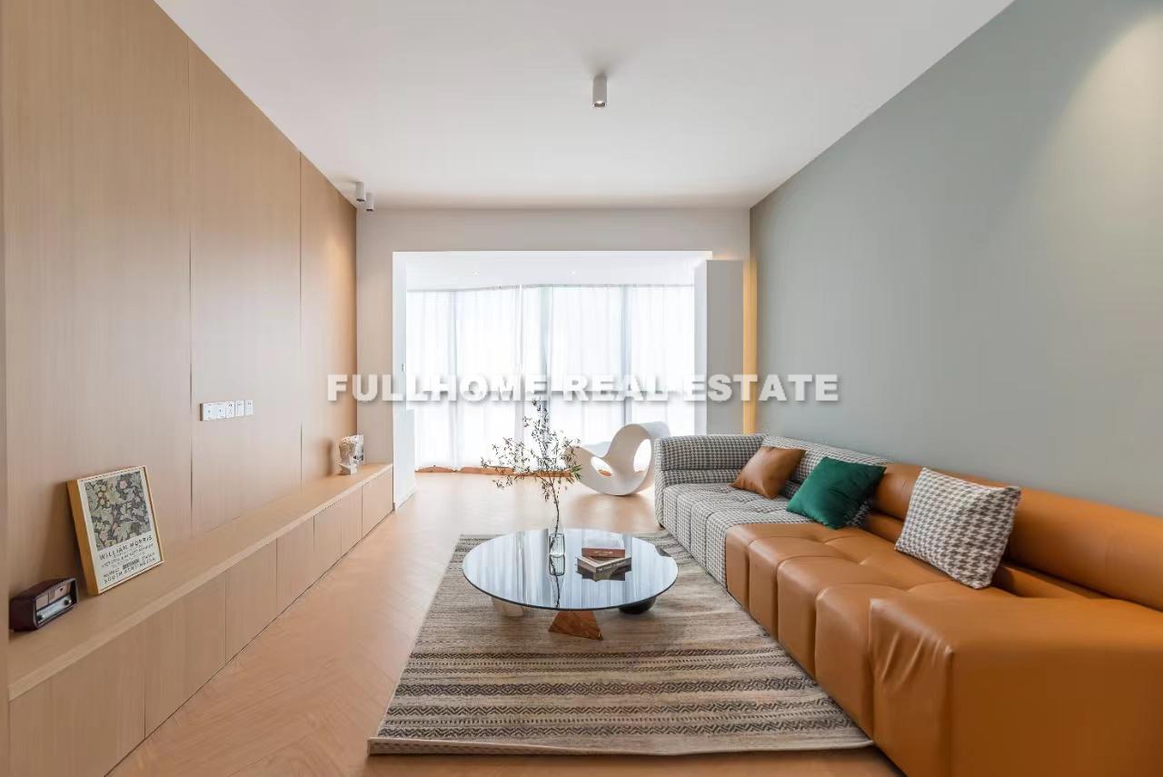 Same compound: Yi Feng Yuan, 2 bedrooms in Shanghai