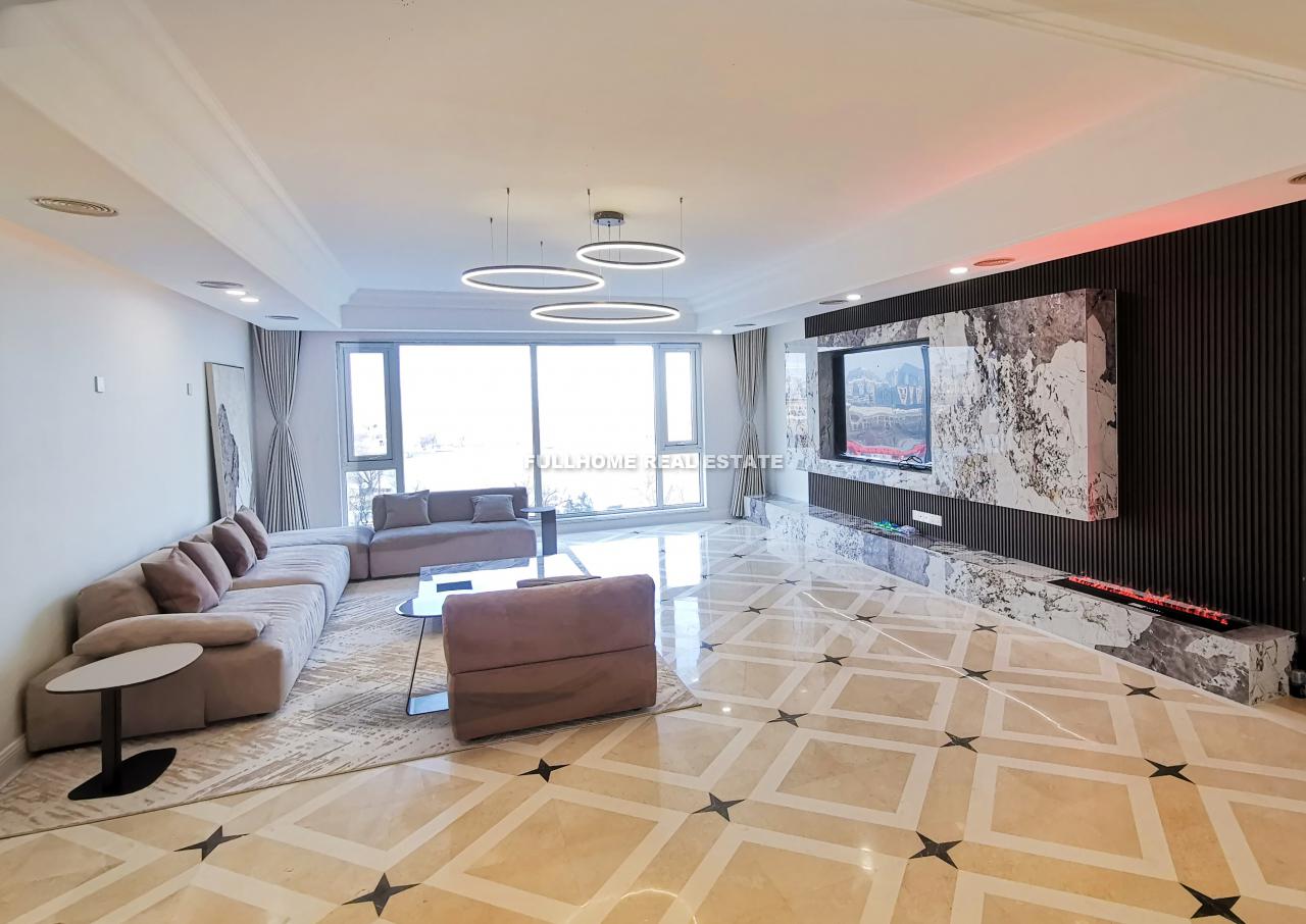 Similar property: Palm Springs, 4 bedrooms, 370 sqm in Beijing