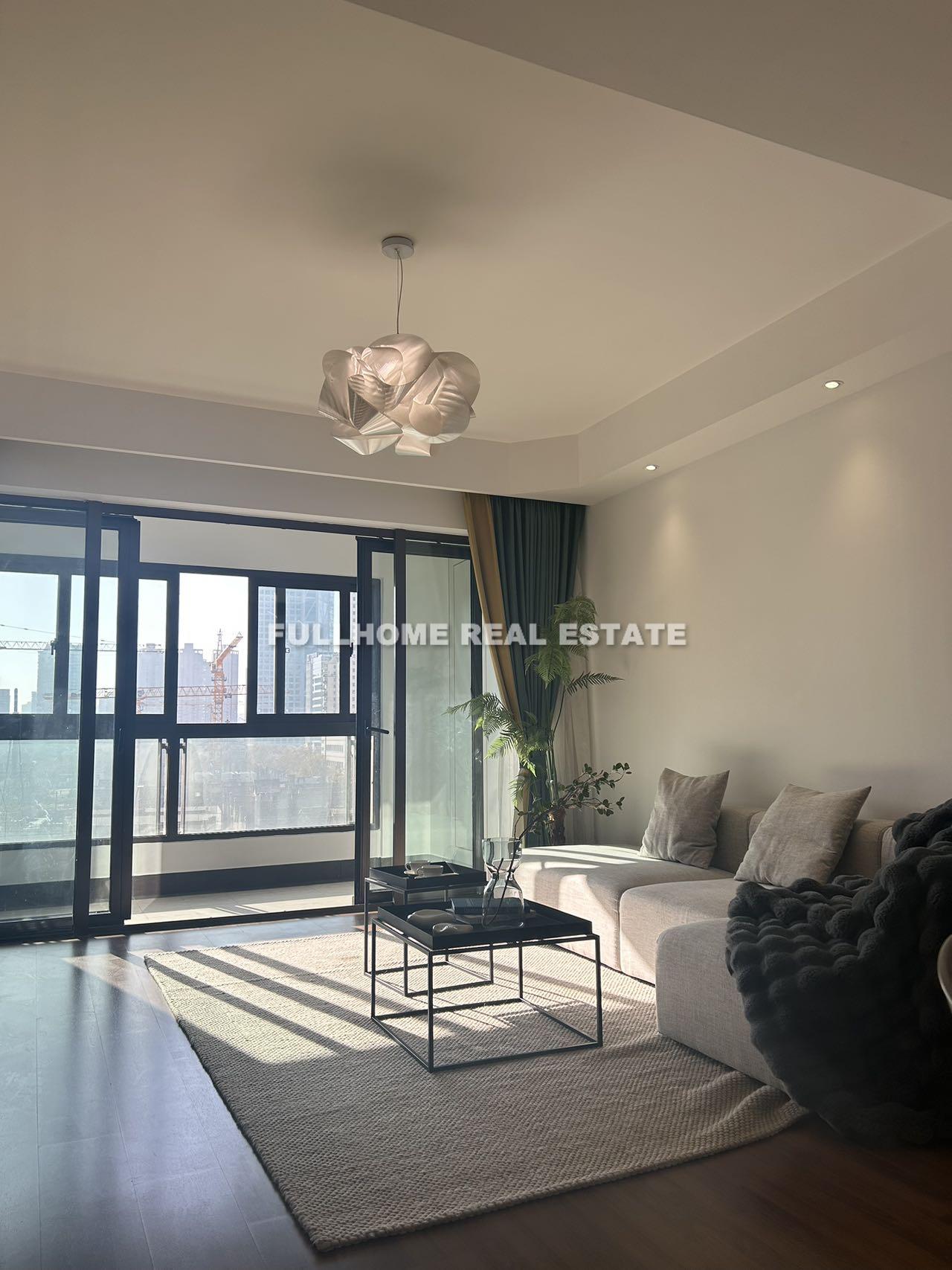 Lakeville Regency - 3 bedroom apartment in Shanghai, Xintiandi, Downtown