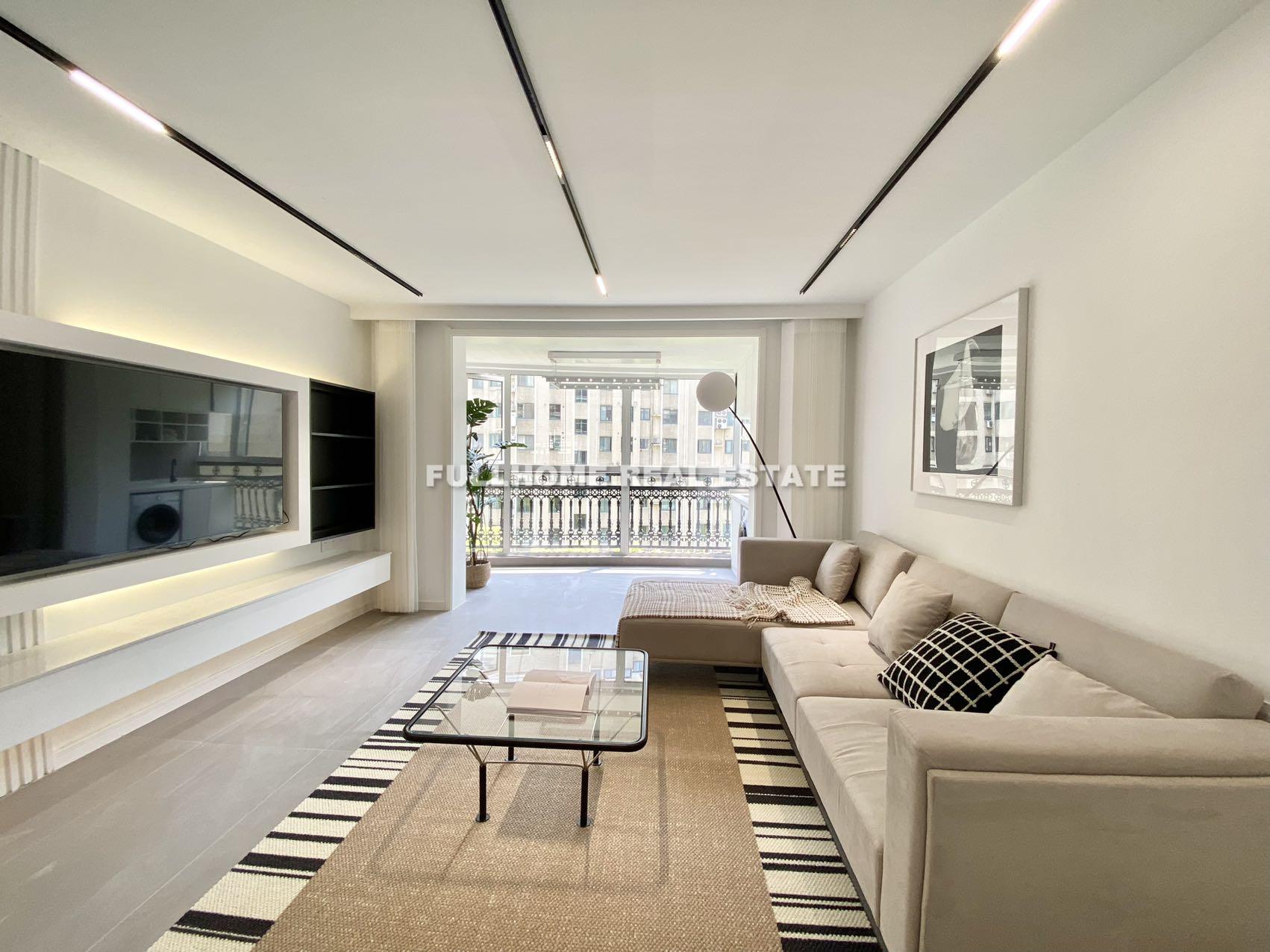 Same compound: Jinse Gangwan Apartment, 3 bedrooms in Shanghai