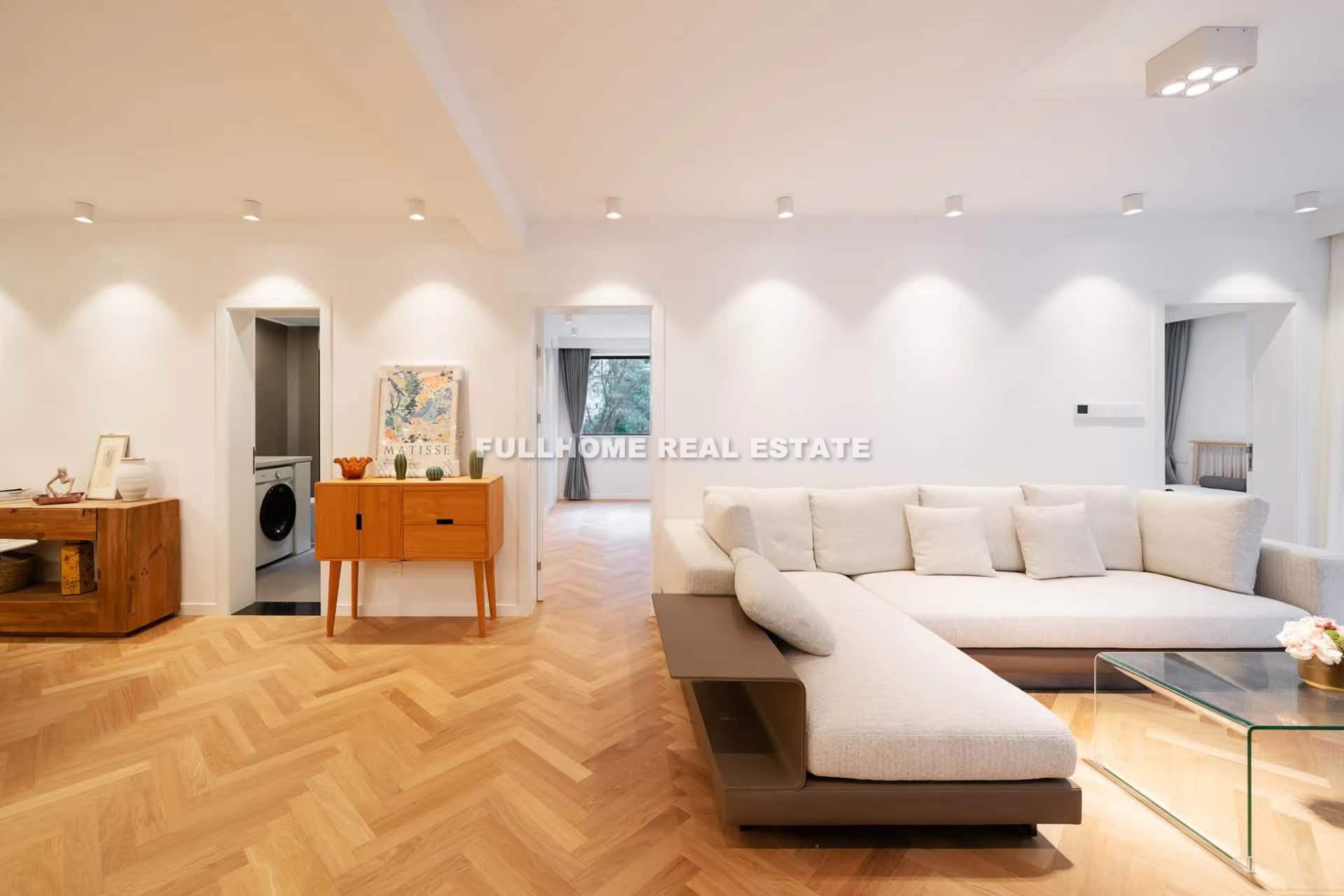 Same compound: Yufo City, 3 bedrooms in Shanghai