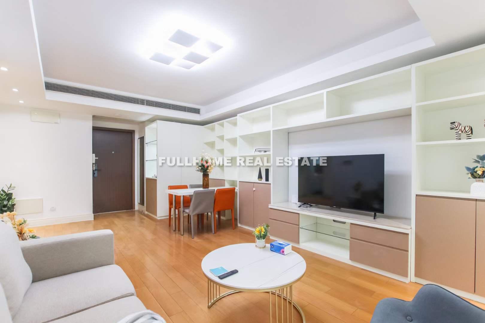 Novel Century - 1 bedroom apartment in Shanghai, Xujiahui, Downtown