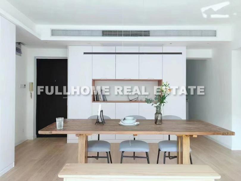Dan Shui Apartment - 3 bedroom apartment in Shanghai, Downtown, Downtown