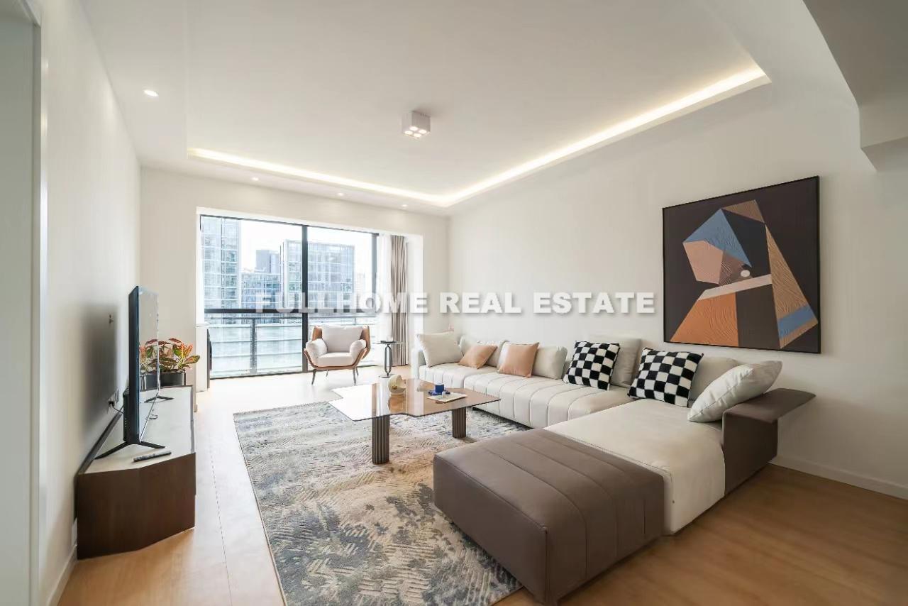 Huangpu Zhongxin City - 2 bedroom apartment in Shanghai, Xintiandi, Downtown