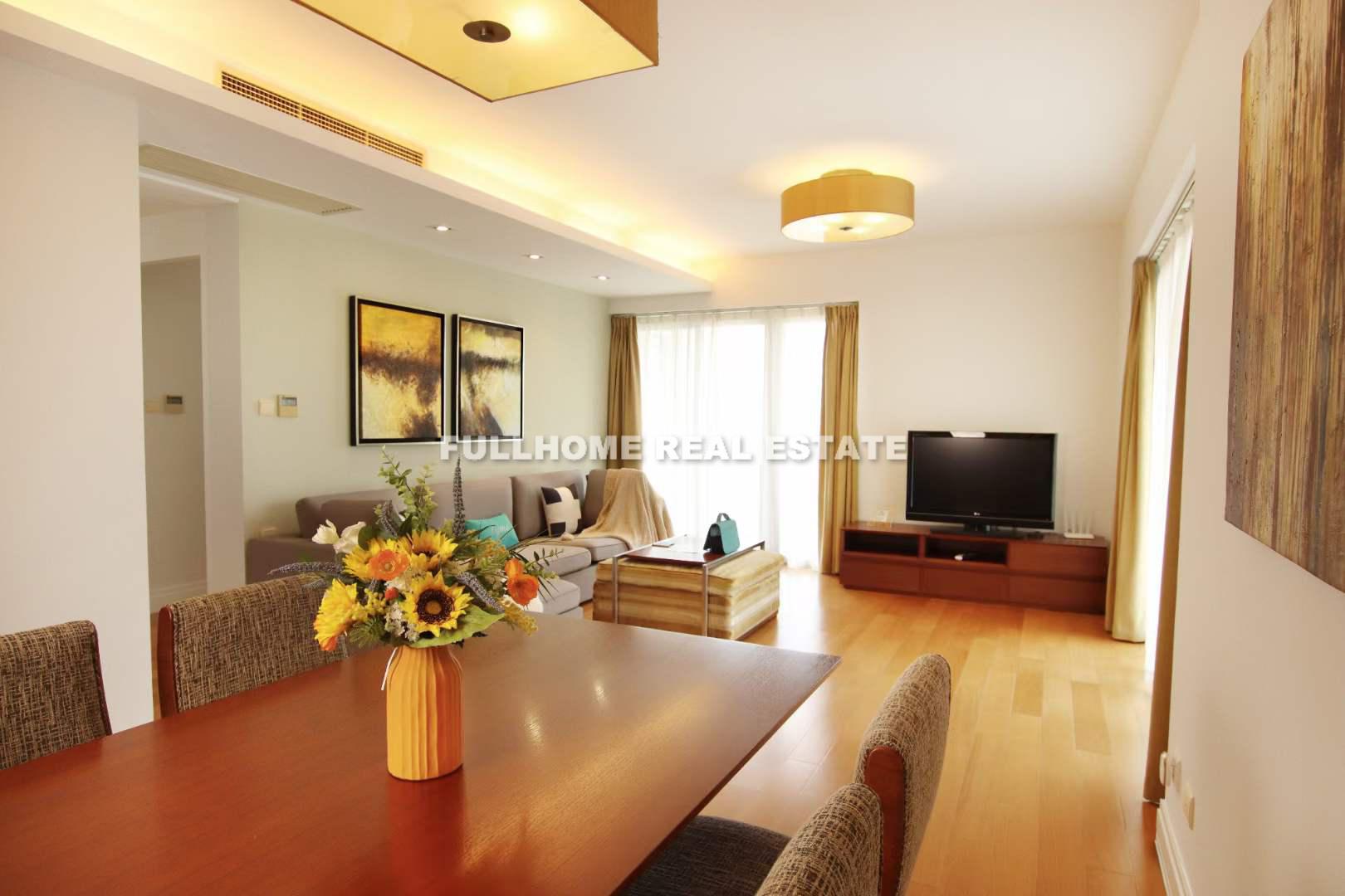 Novel Century - 1 bedroom apartment in Shanghai, Xujiahui, Downtown