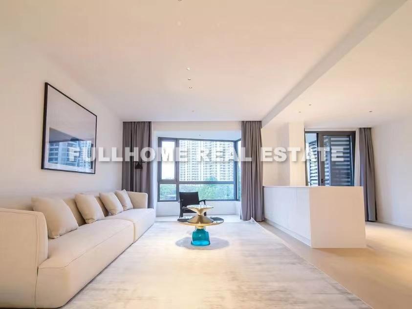 International City - 3 bedroom apartment in Shanghai, Century Park and Lianyang, Pudong