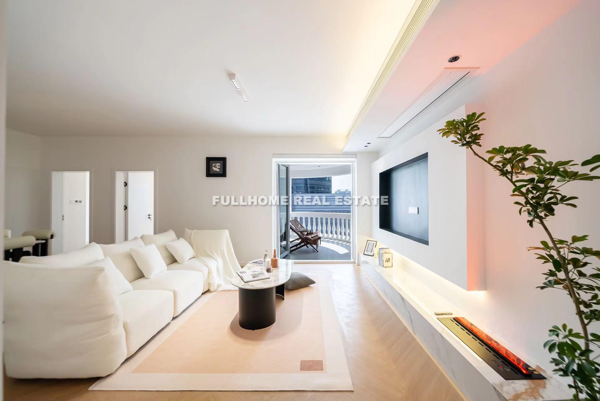 Same compound: Fengye Guanyuan Apartment, 3 bedrooms in Shanghai