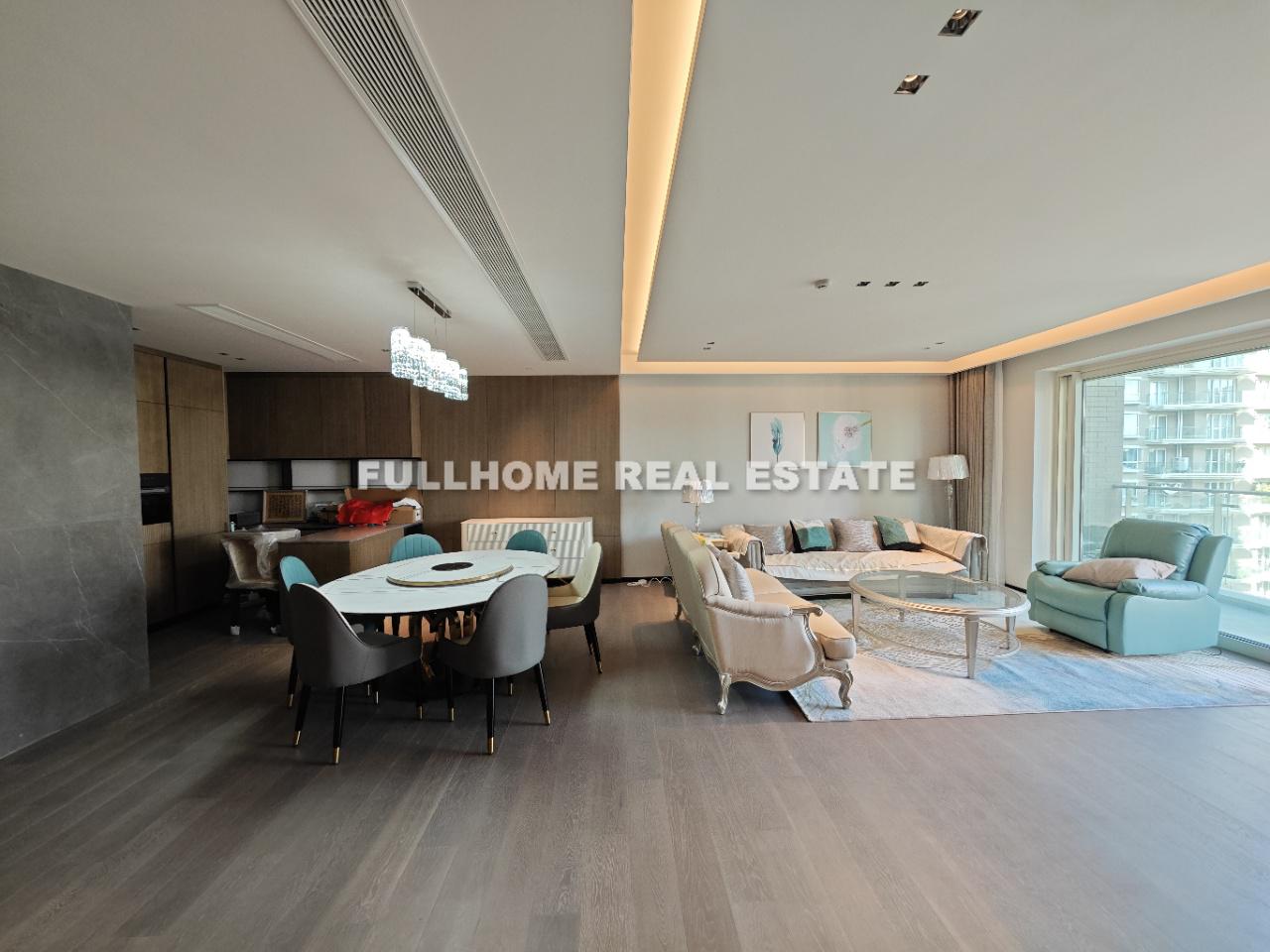 Similar property: JinLin TianDi, 3 bedrooms, 185 sqm in Shanghai
