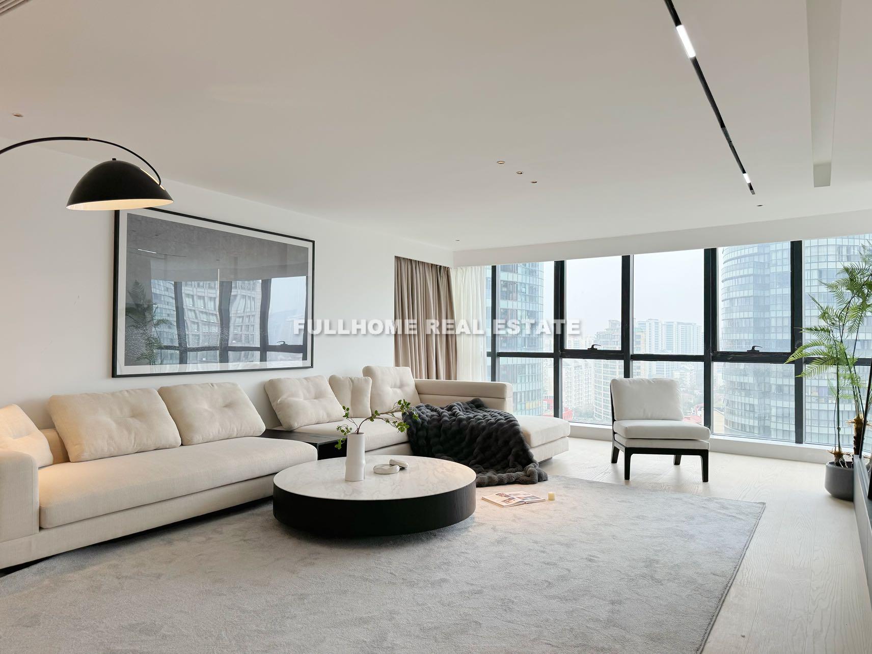 Similar property: Meihua Garden, 4 bedrooms, 238 sqm in Shanghai