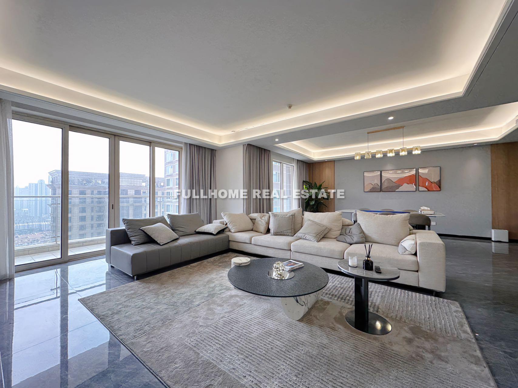 Similar property: JinLin TianDi, 3 bedrooms, 280 sqm in Shanghai