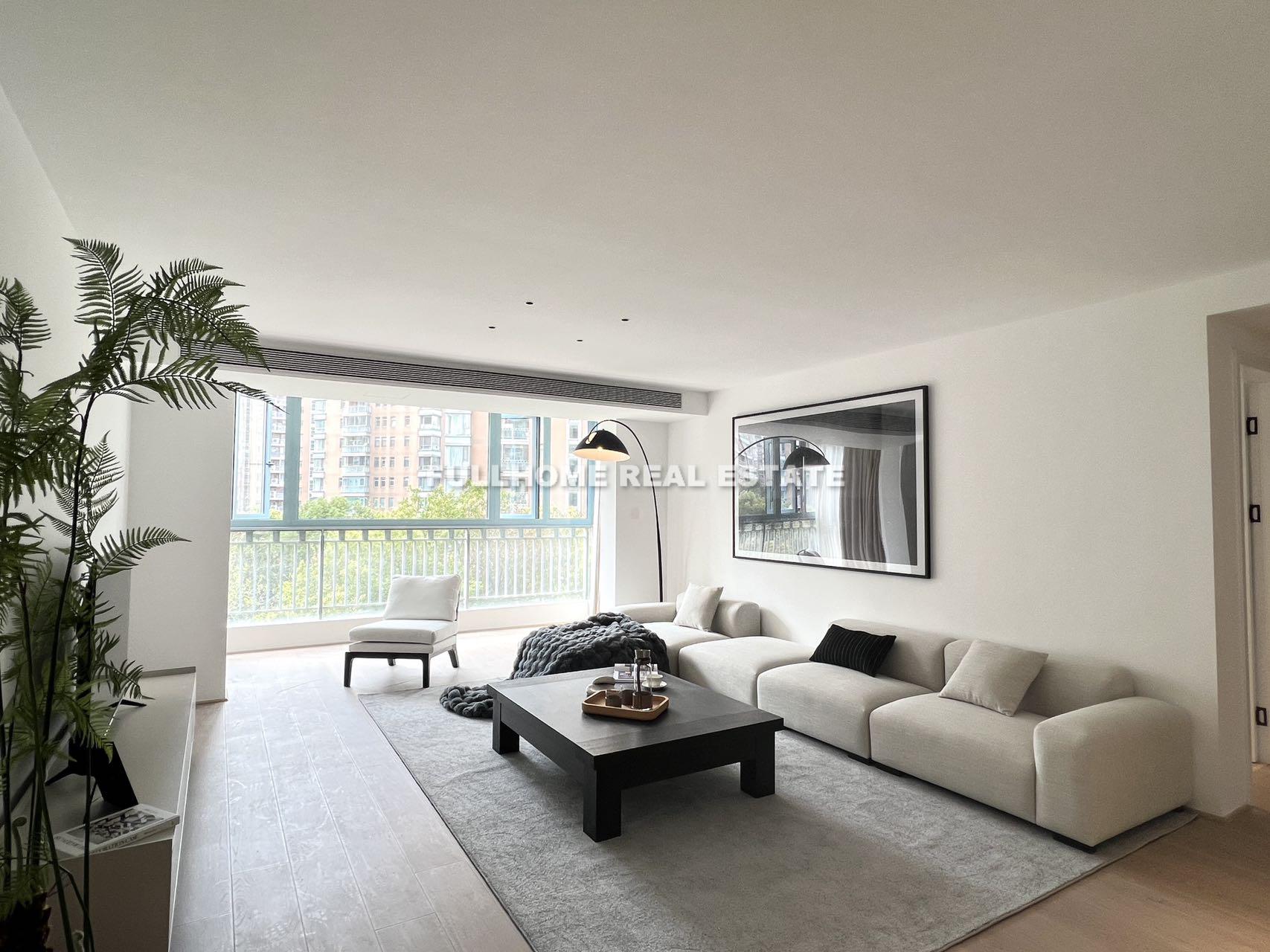 Similar property: Rich Garden, 3 bedrooms, 174 sqm in Shanghai