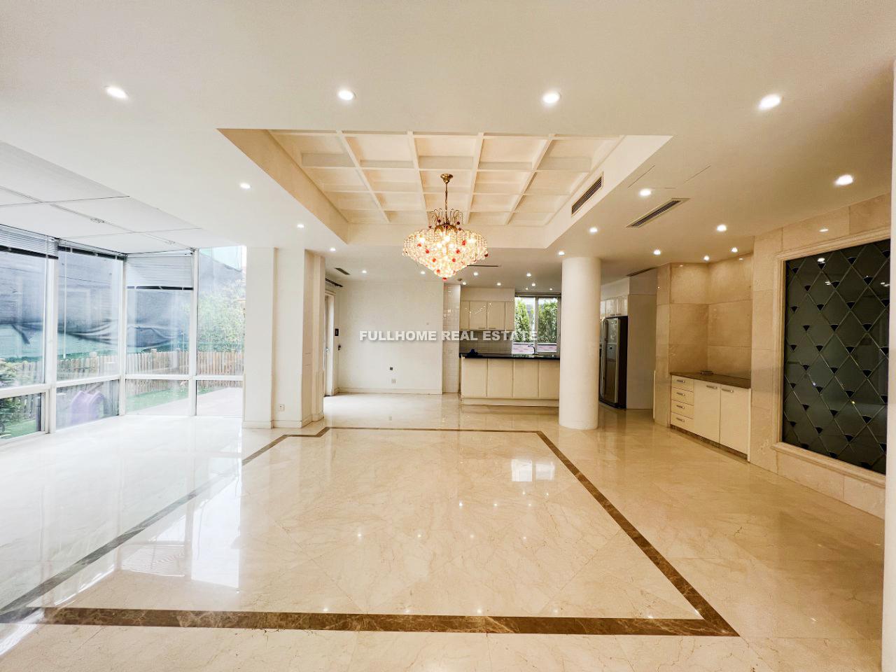 Grand Hills - 6 bedroom apartment in Beijing, Shunyi