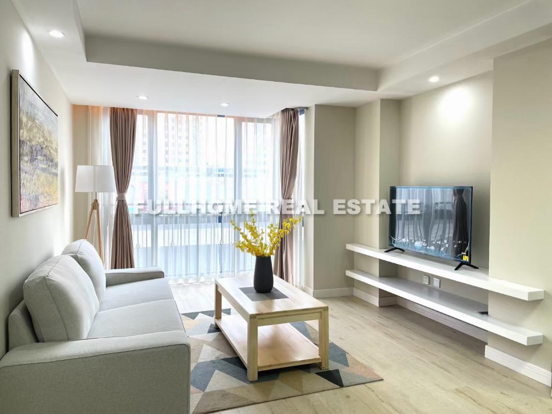 Same compound: Hengchen Apartment, 2 bedrooms in Shanghai