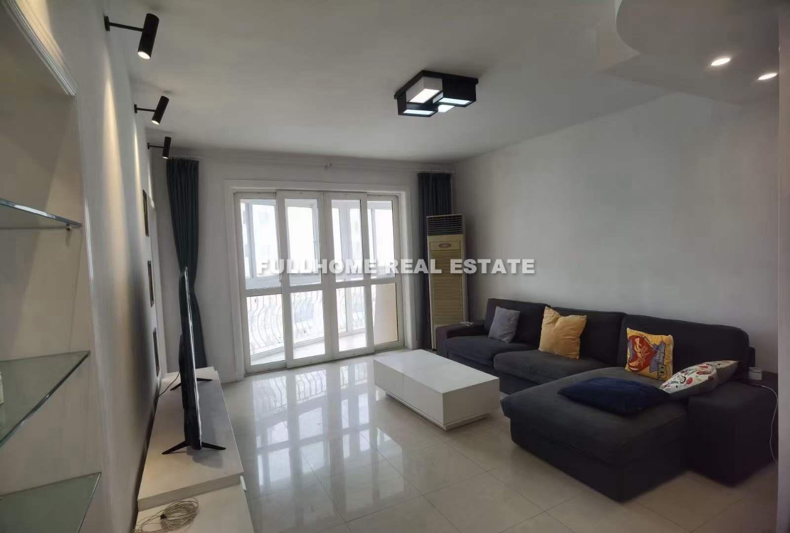 Zhongshan Apartment - 3 bedroom apartment in Shanghai, Zhongshan Park, Downtown