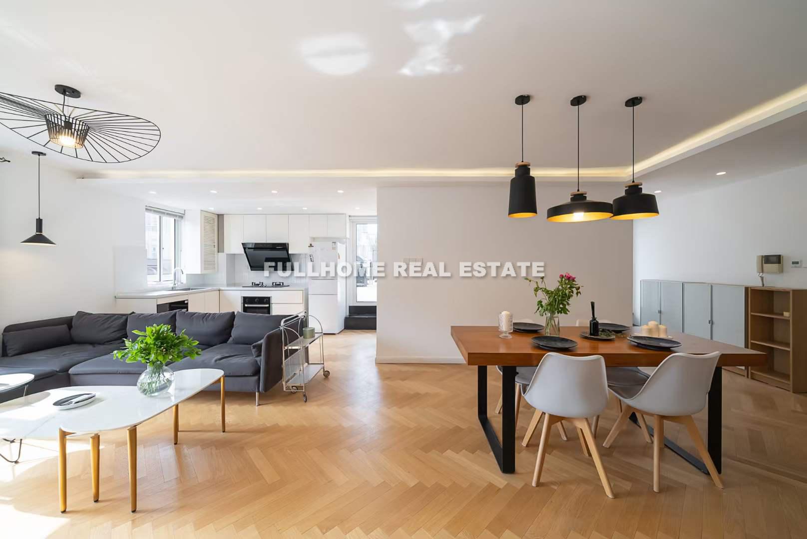 Xujiahui Garden - 3 bedroom apartment in Shanghai, Xujiahui, Downtown