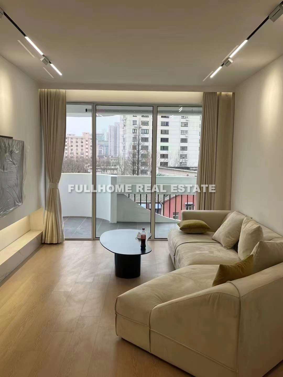 Similar property: Zhong Hui Garden, 3 bedrooms, 180 sqm in Shanghai