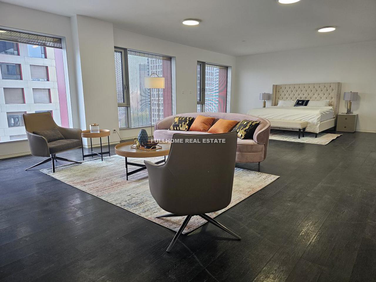 Similar property: MOMA, 3 bedrooms, 267 sqm in Beijing