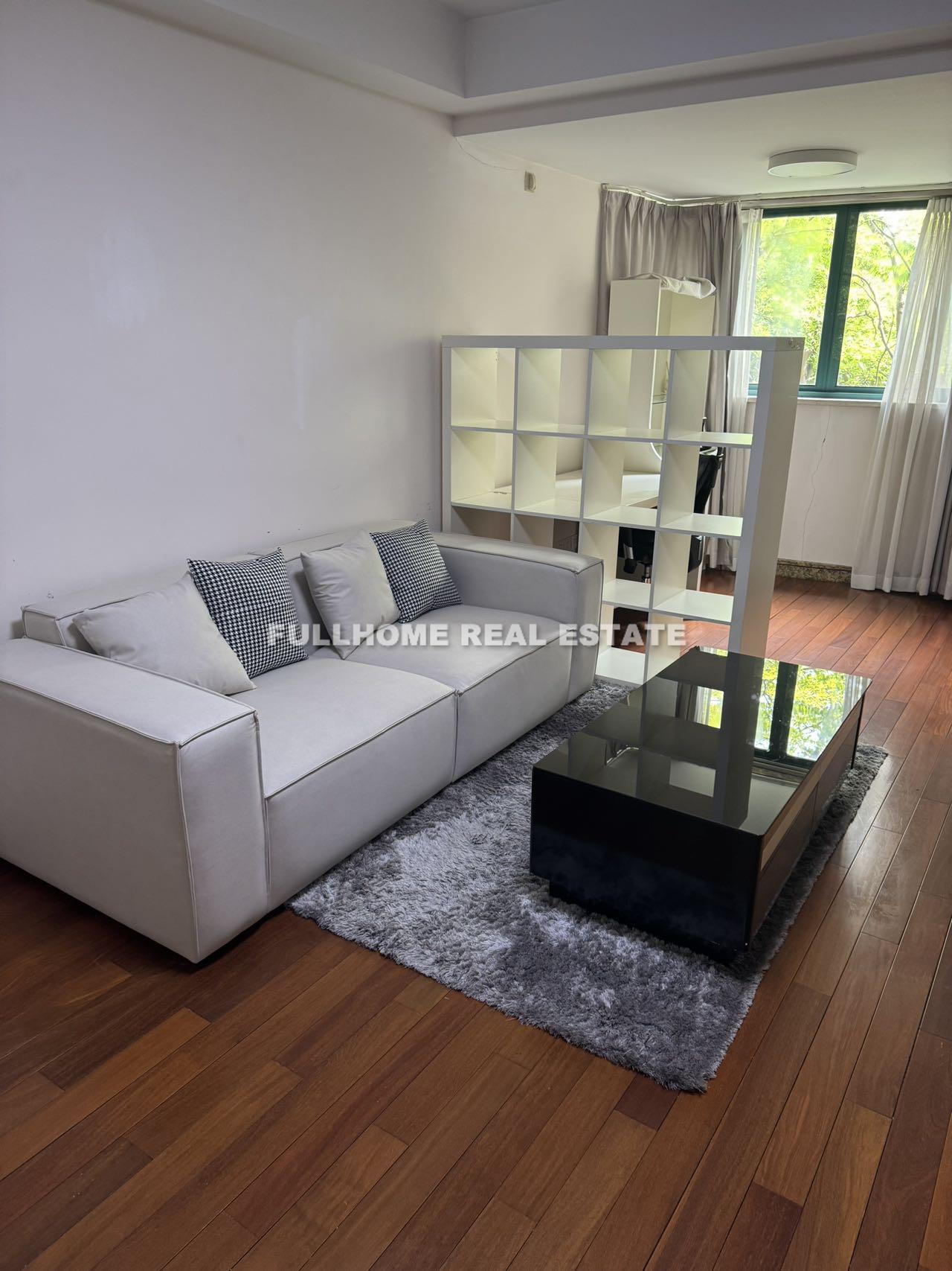 Similar property: Tianshan Star City, 1 bedrooms, 70 sqm in Shanghai