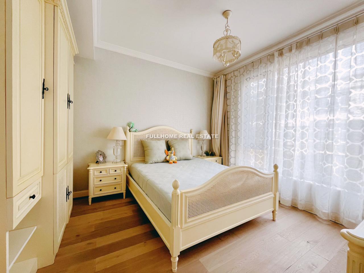 Yosemite - Interior view 2, Beijing rental property