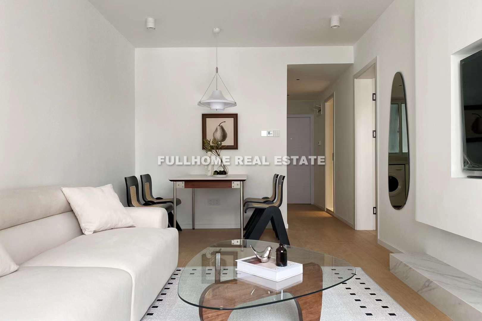 Similar property: Lane 100-700 South Wanping Road Old House, 1 bedrooms, 79 sqm in Shanghai