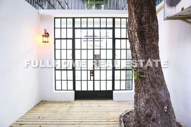 Lane1200-1500 Middle Fuxing Road Old House - 1 bedroom apartment in Shanghai, People Square, Downtown