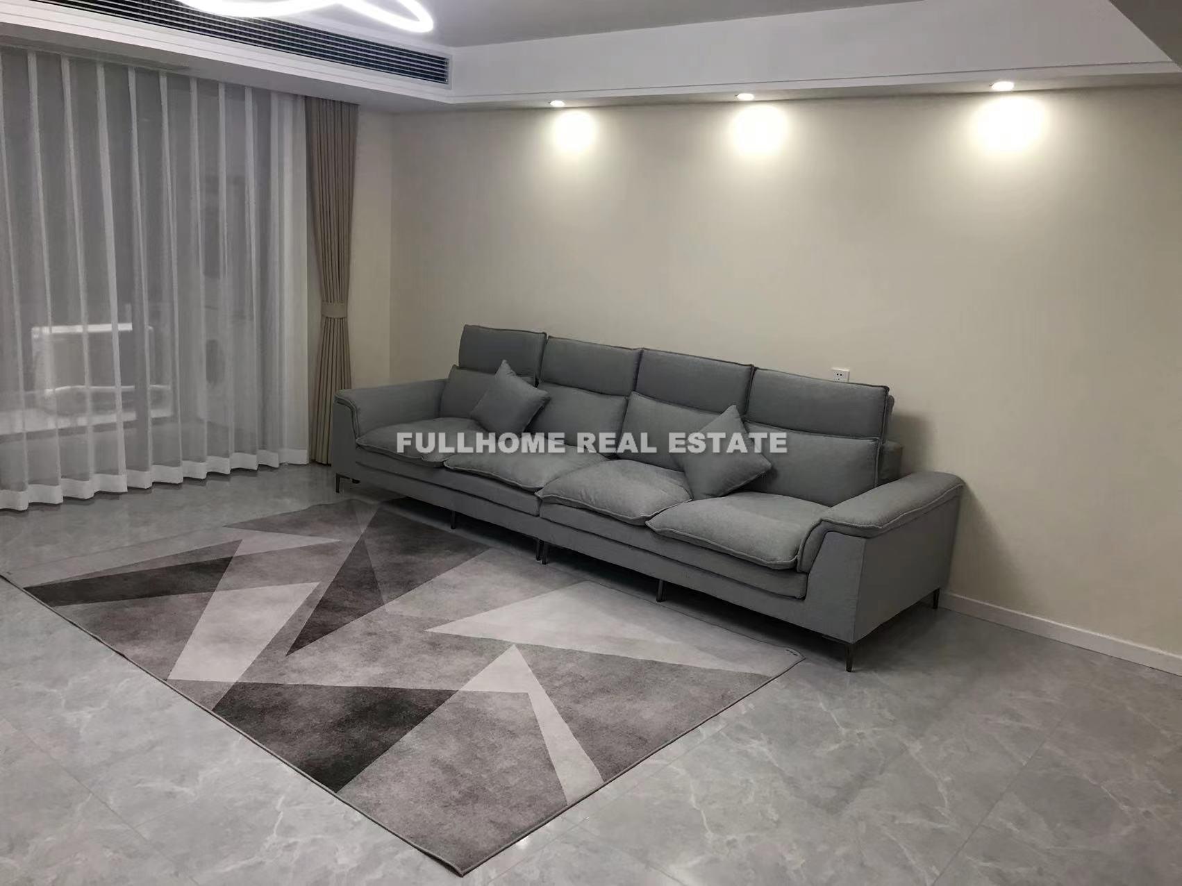 Same compound: Lv Di Apartment, 4 bedrooms in Shanghai