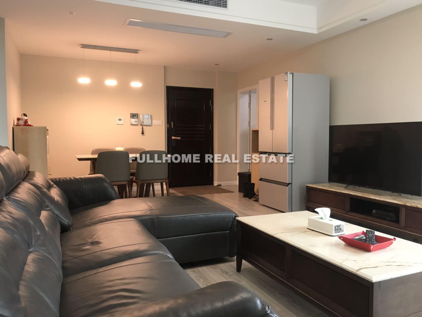Similar property: Shimao Riviera Garden, 1 bedrooms, 85 sqm in Shanghai