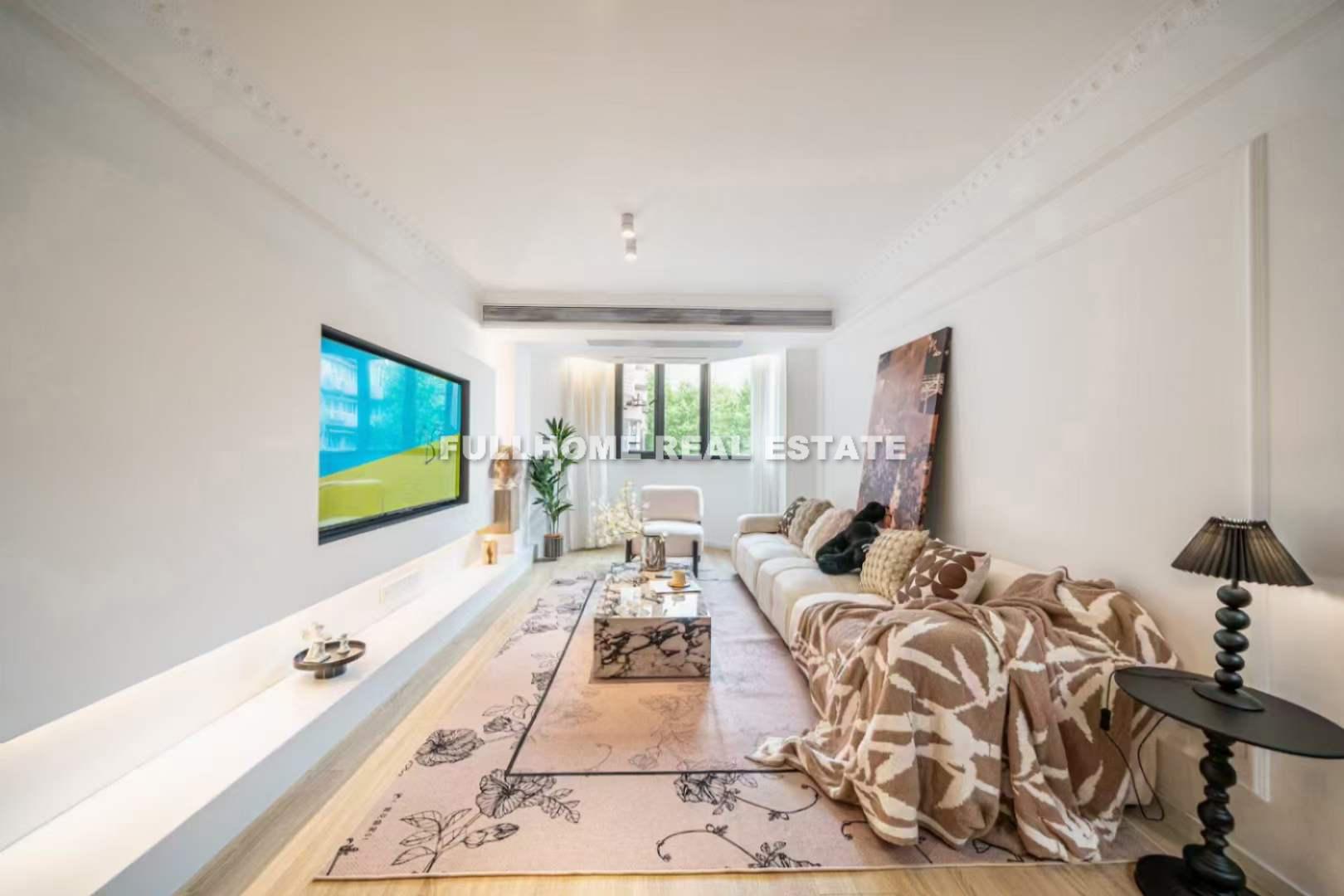 Same compound: Prince Mansion, 3 bedrooms in Shanghai