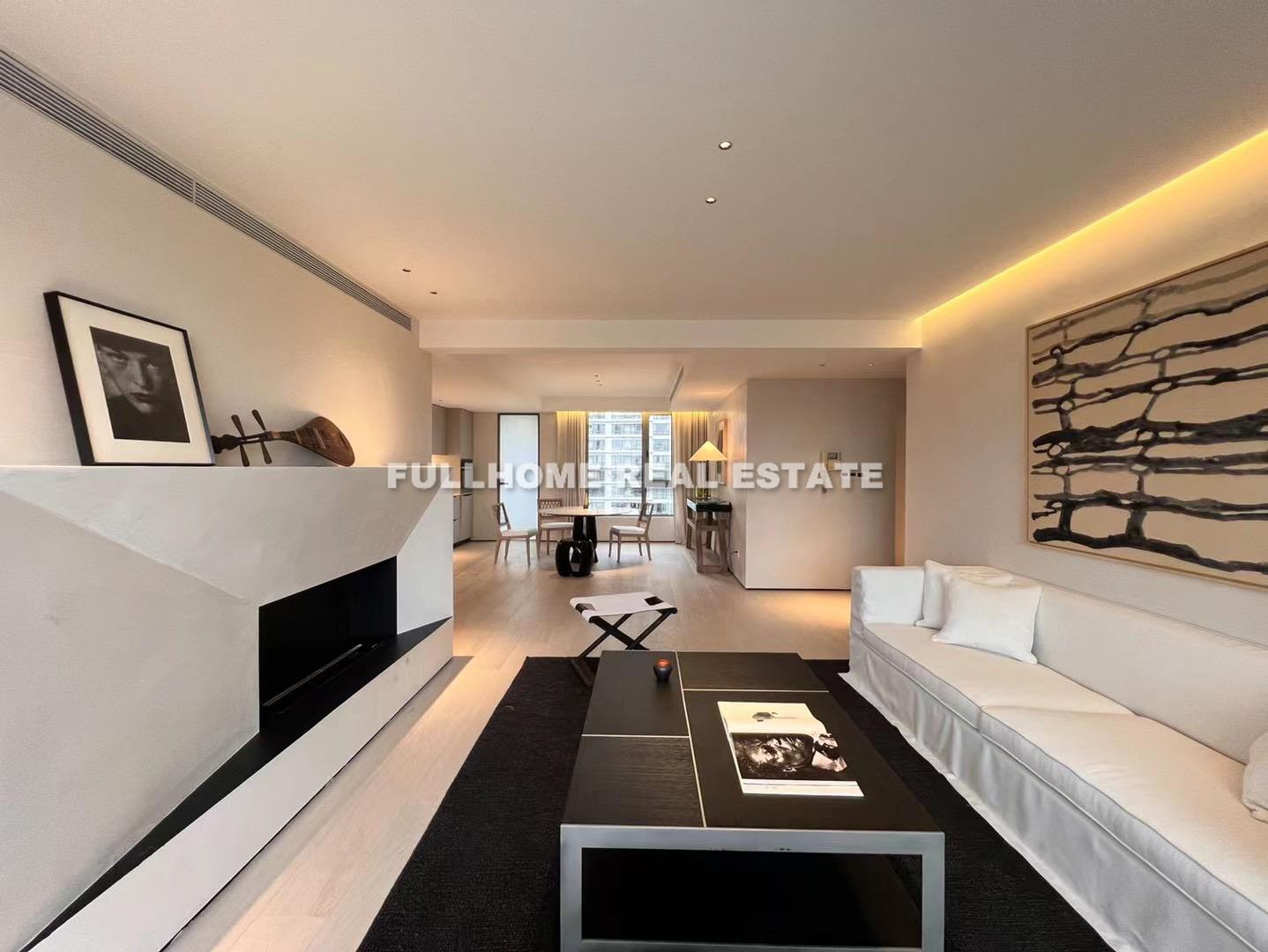 Similar property: Top Of City, 3 bedrooms, 187 sqm in Shanghai