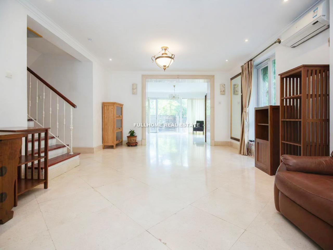Capital Paradise - 4 bedroom apartment in Beijing, Shunyi