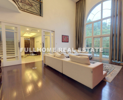 Similar property: Hampton Woods, 3 bedrooms, 332 sqm in Shanghai
