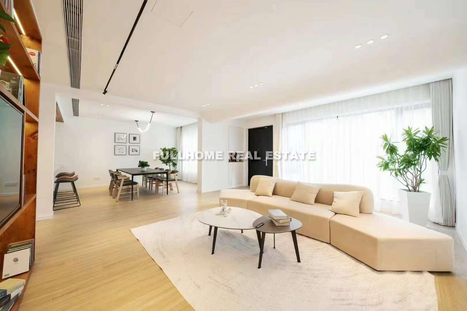 Western Suburban Garden - 5 bedroom apartment in Shanghai, Qingpu, Suburb