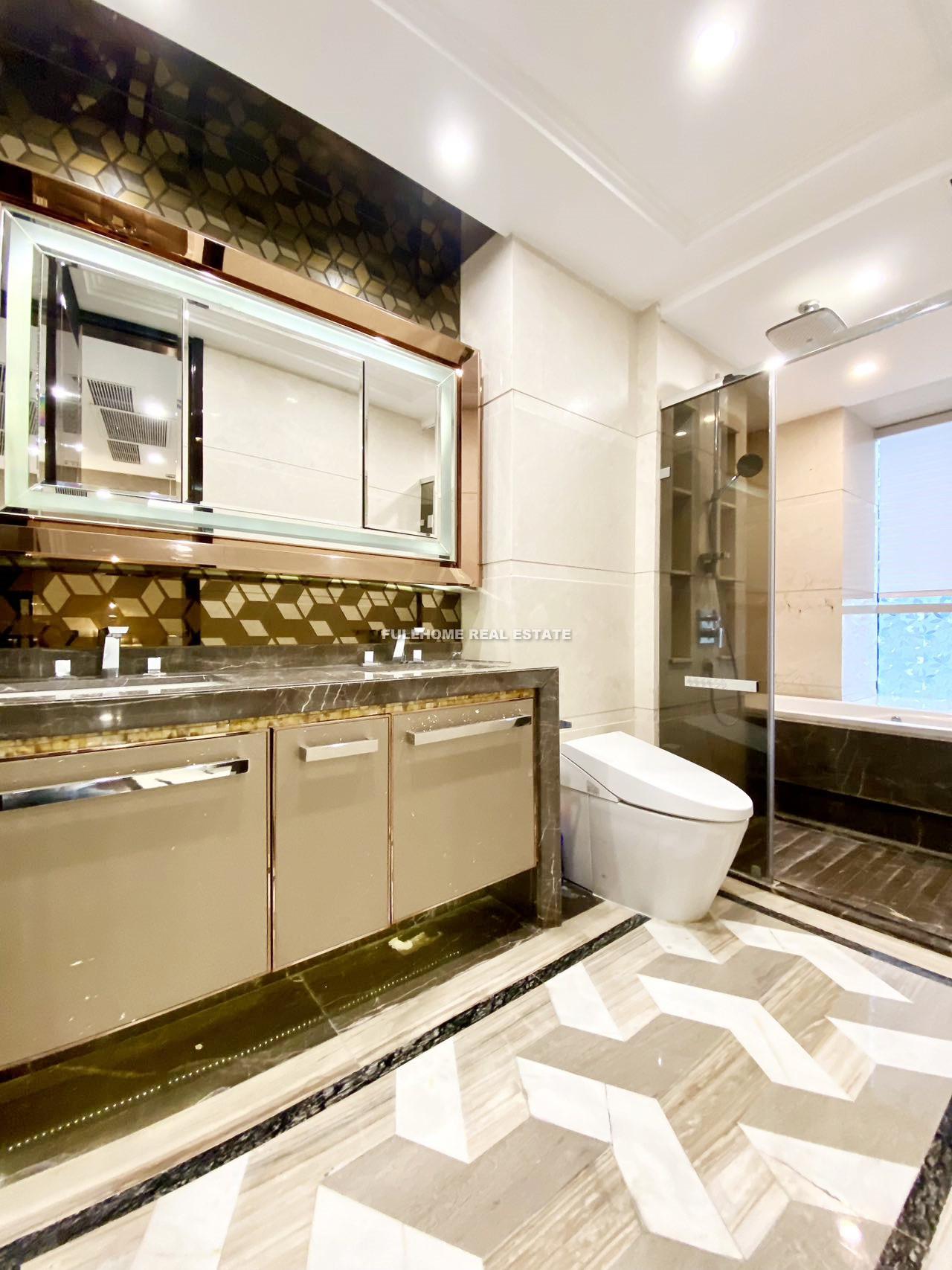 Same compound: The Riviera, 6 bedrooms in Guangzhou