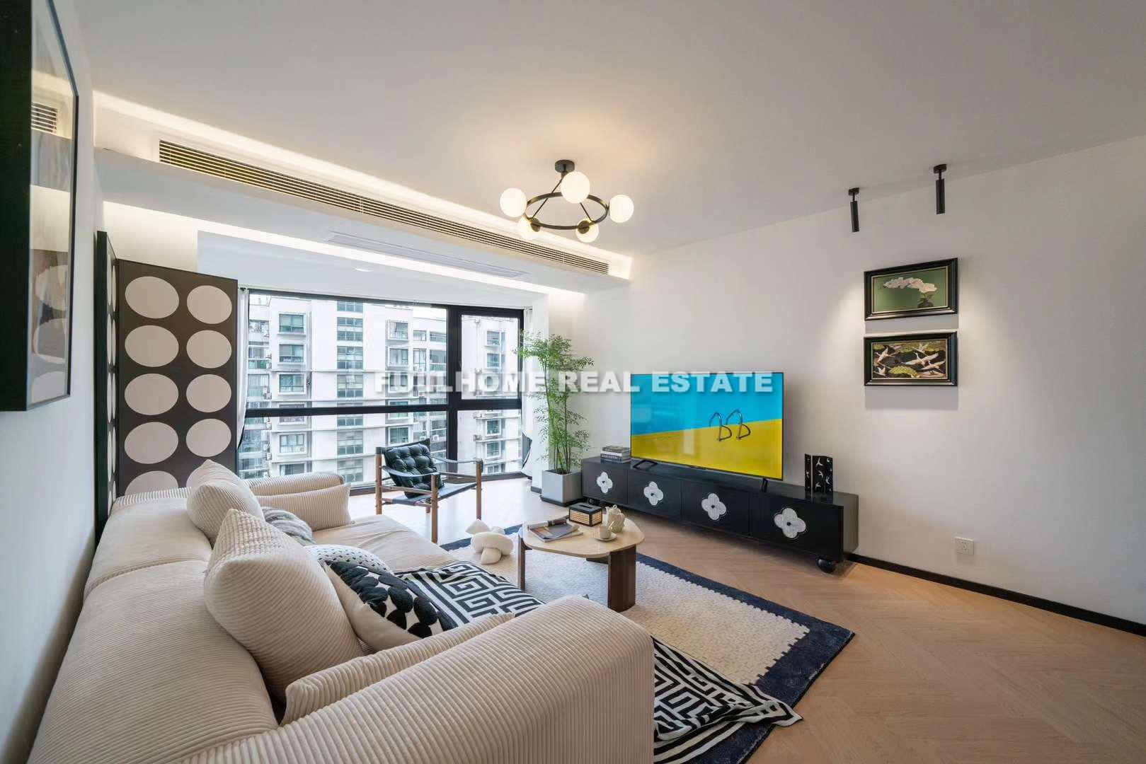 Same compound: Hebin Weicheng, 3 bedrooms in Shanghai