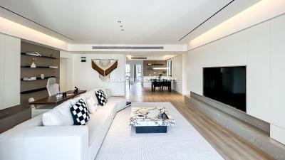 Similar property: HuiLong New Town, 4 bedrooms, 198 sqm in Shanghai
