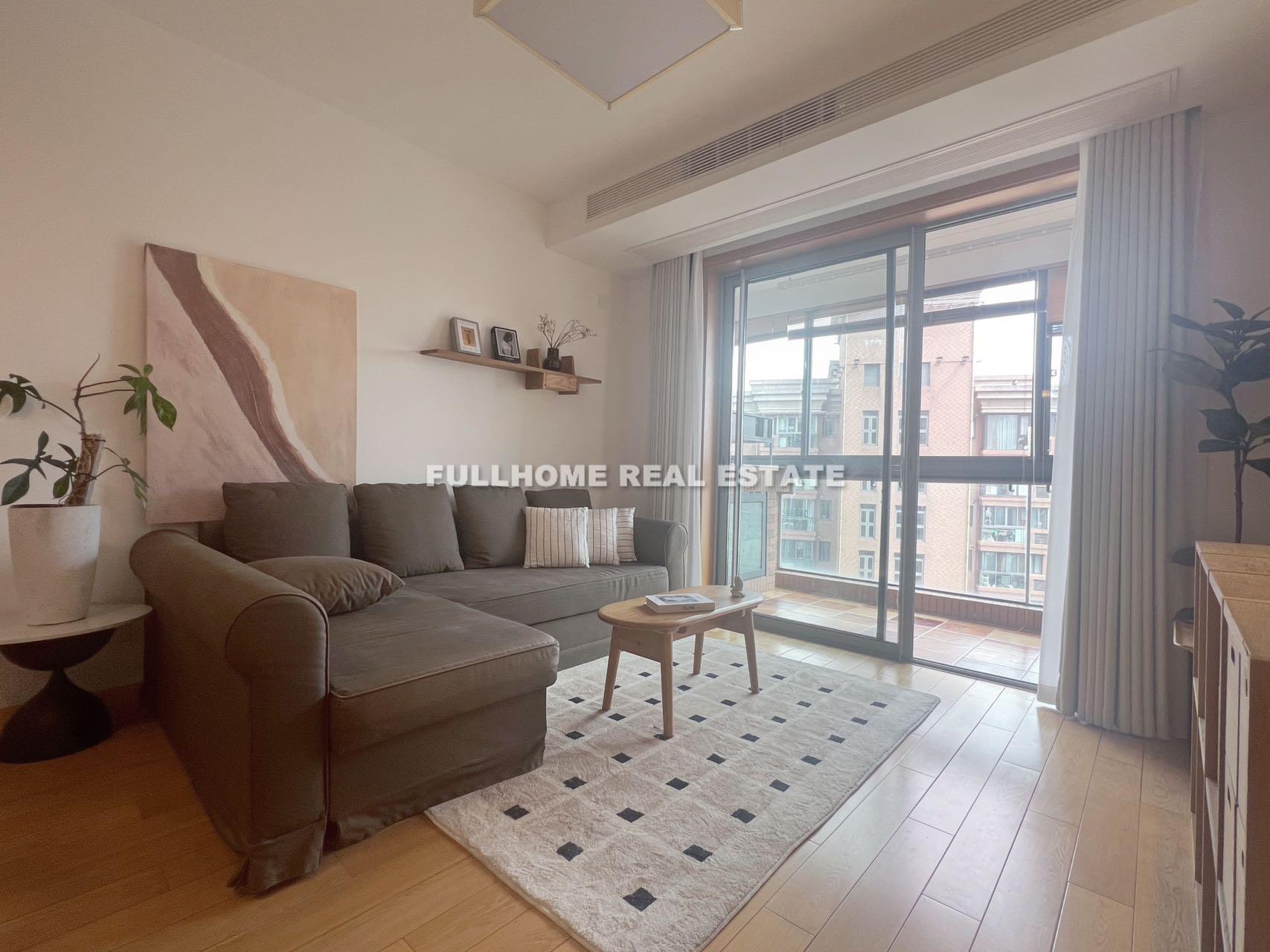 Xin Tian Di Riverside Garden - 1 bedroom apartment in Shanghai, Gubei, Hongqiao