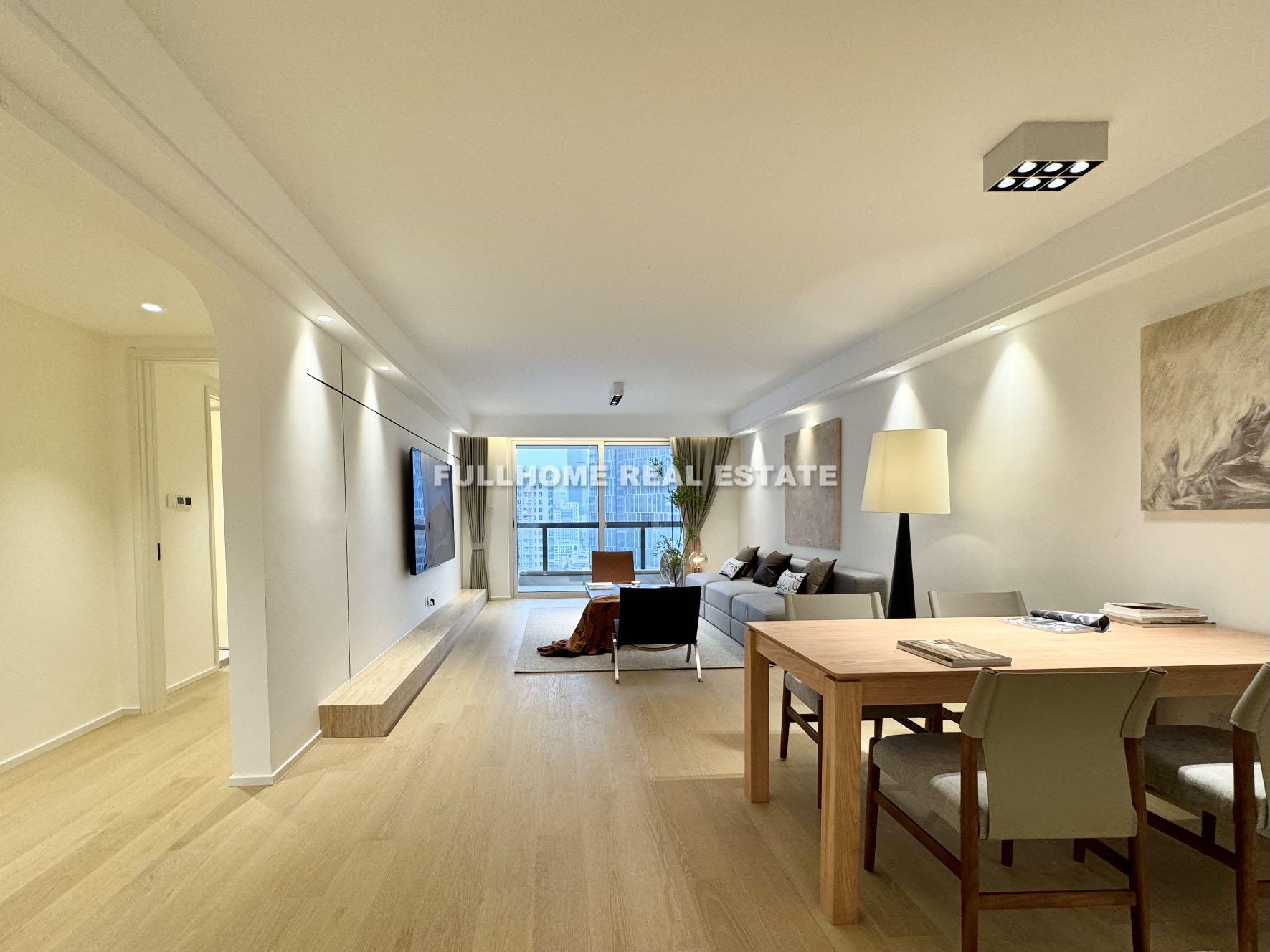 Grand Jewel Apartment - 3 bedroom apartment in Shanghai, Jing An, Downtown
