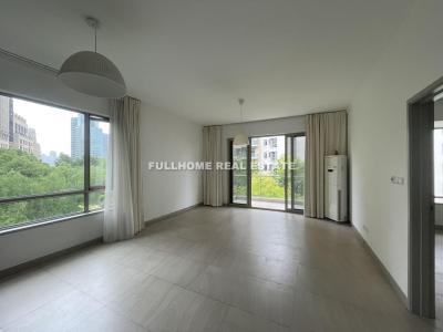 Same compound: The Lakeville, 3 bedrooms in Shanghai