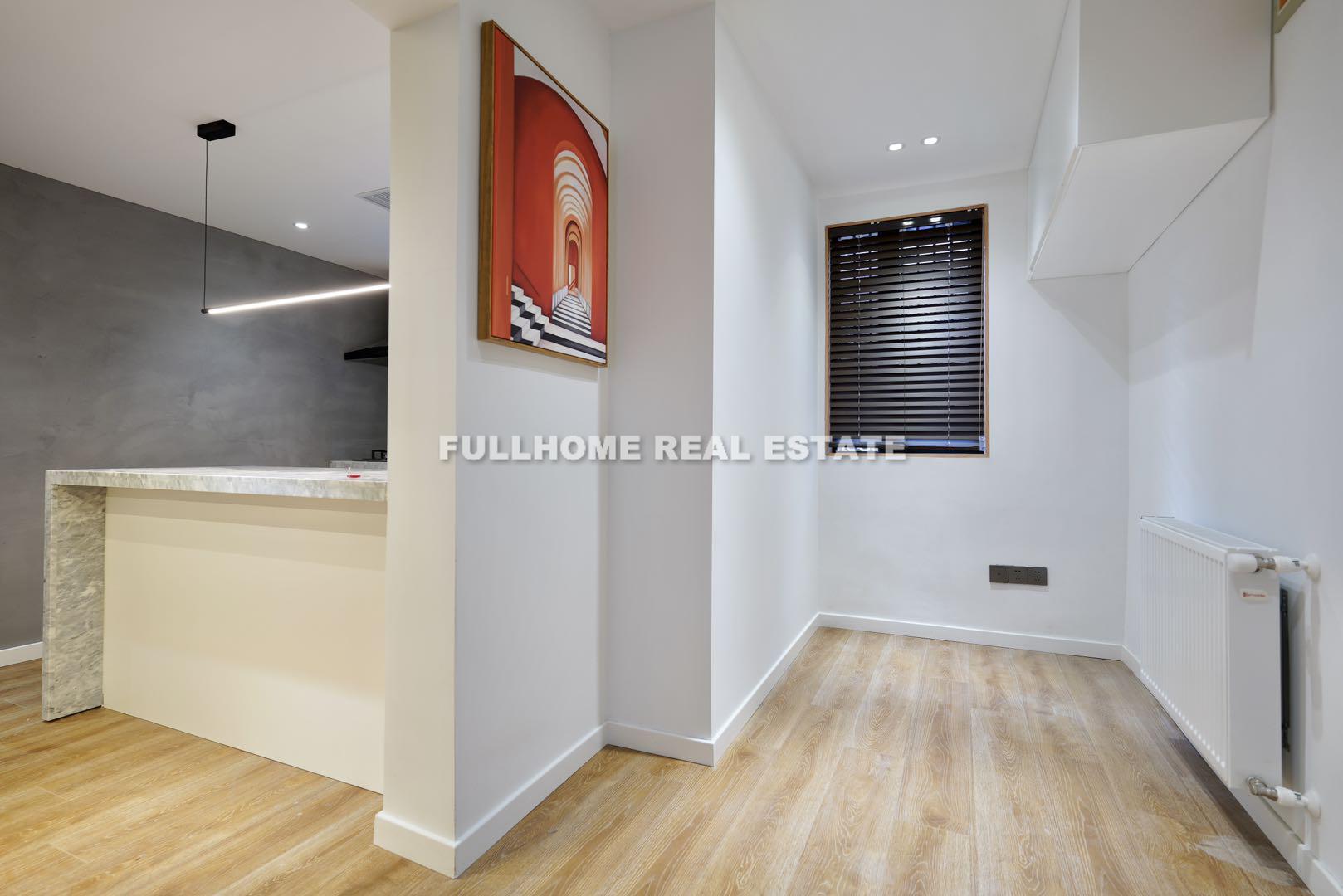 Lane 1-1000 Changning Road Old House	 - Interior view 2, Shanghai rental property