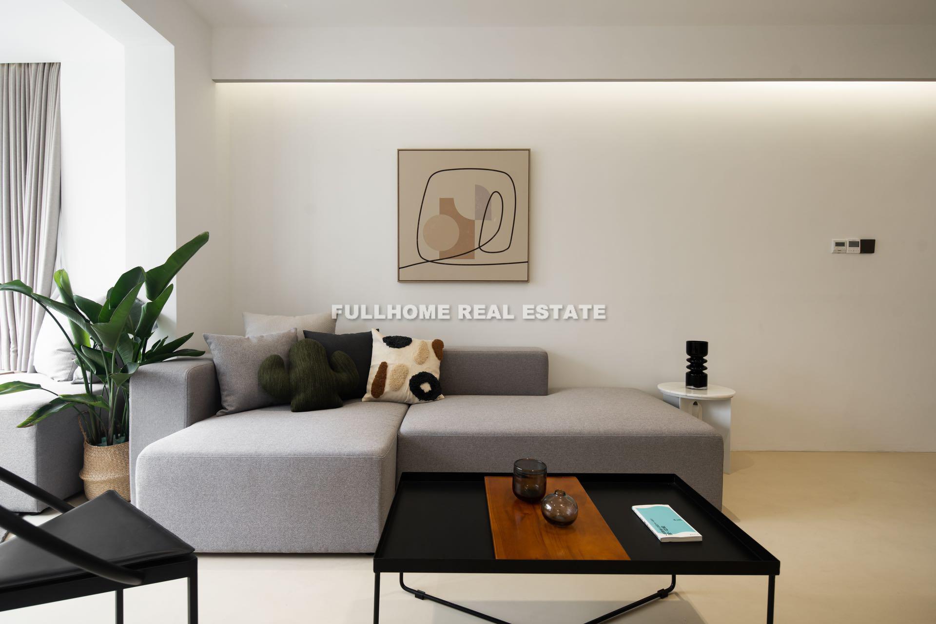 First Block - 2 bedroom apartment in Shanghai, Jing An, Downtown