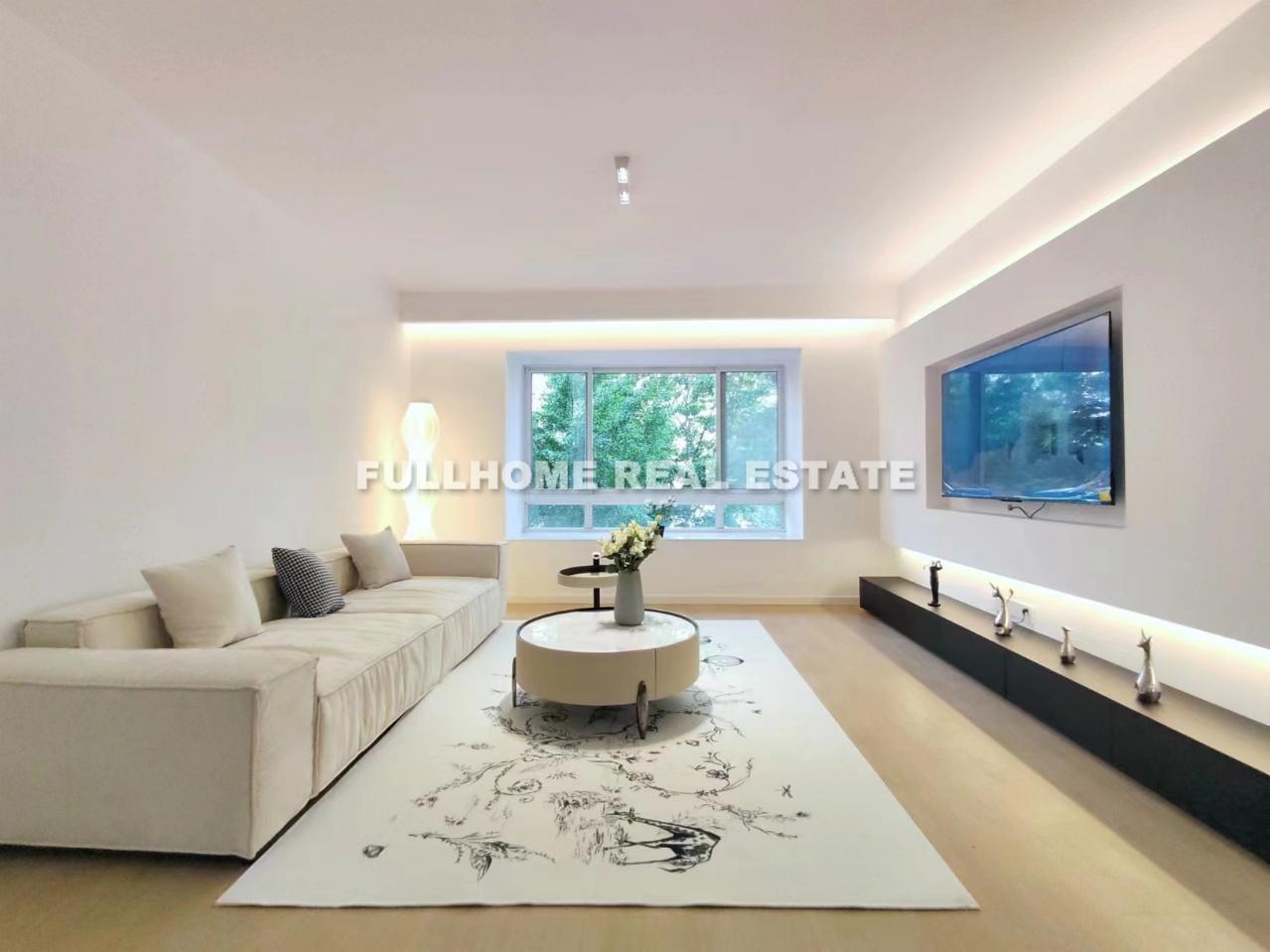 City Castle - 3 bedroom apartment in Shanghai, Jing An, Downtown