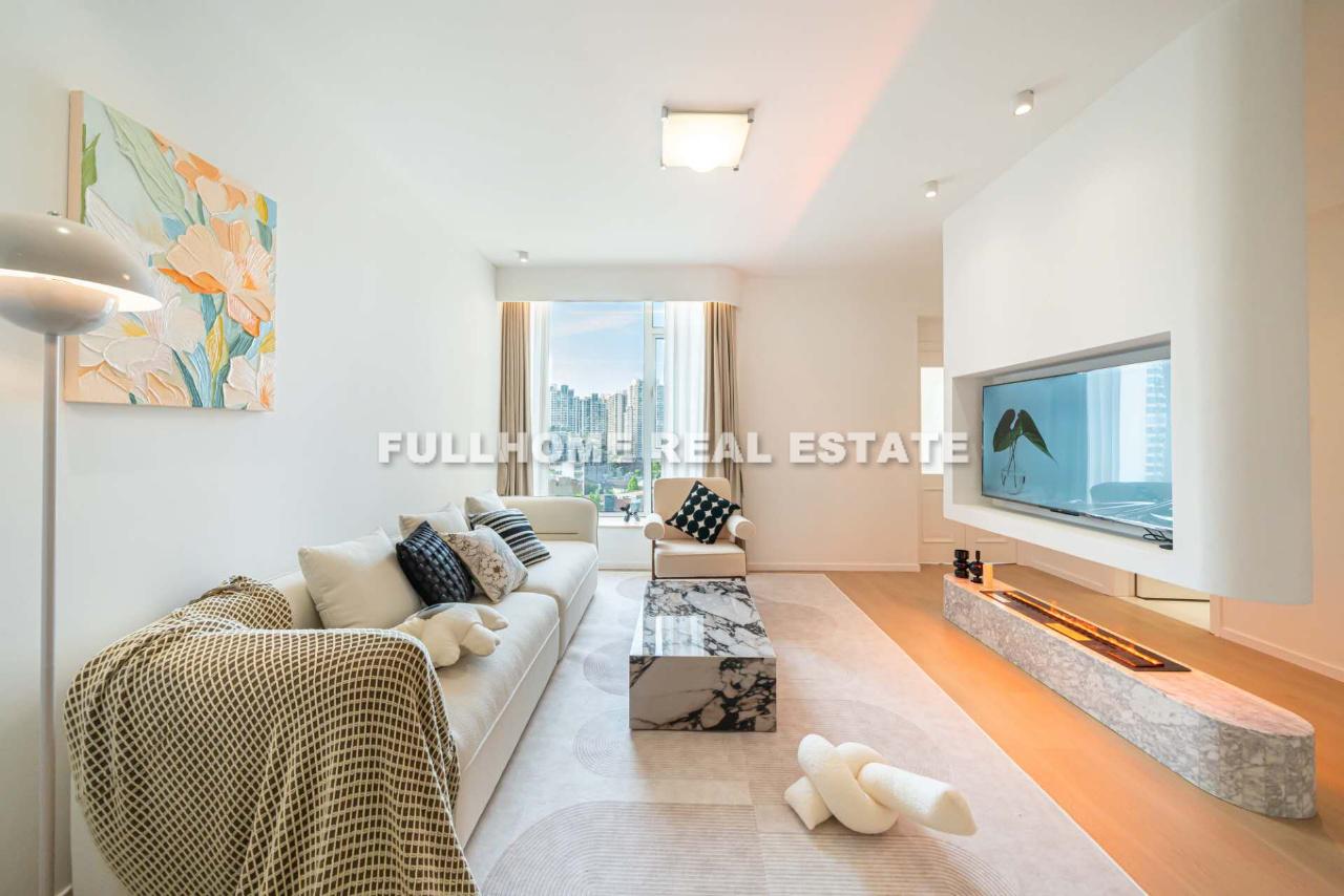 Yi Tian Ge - 1 bedroom apartment in Shanghai, Downtown, Downtown