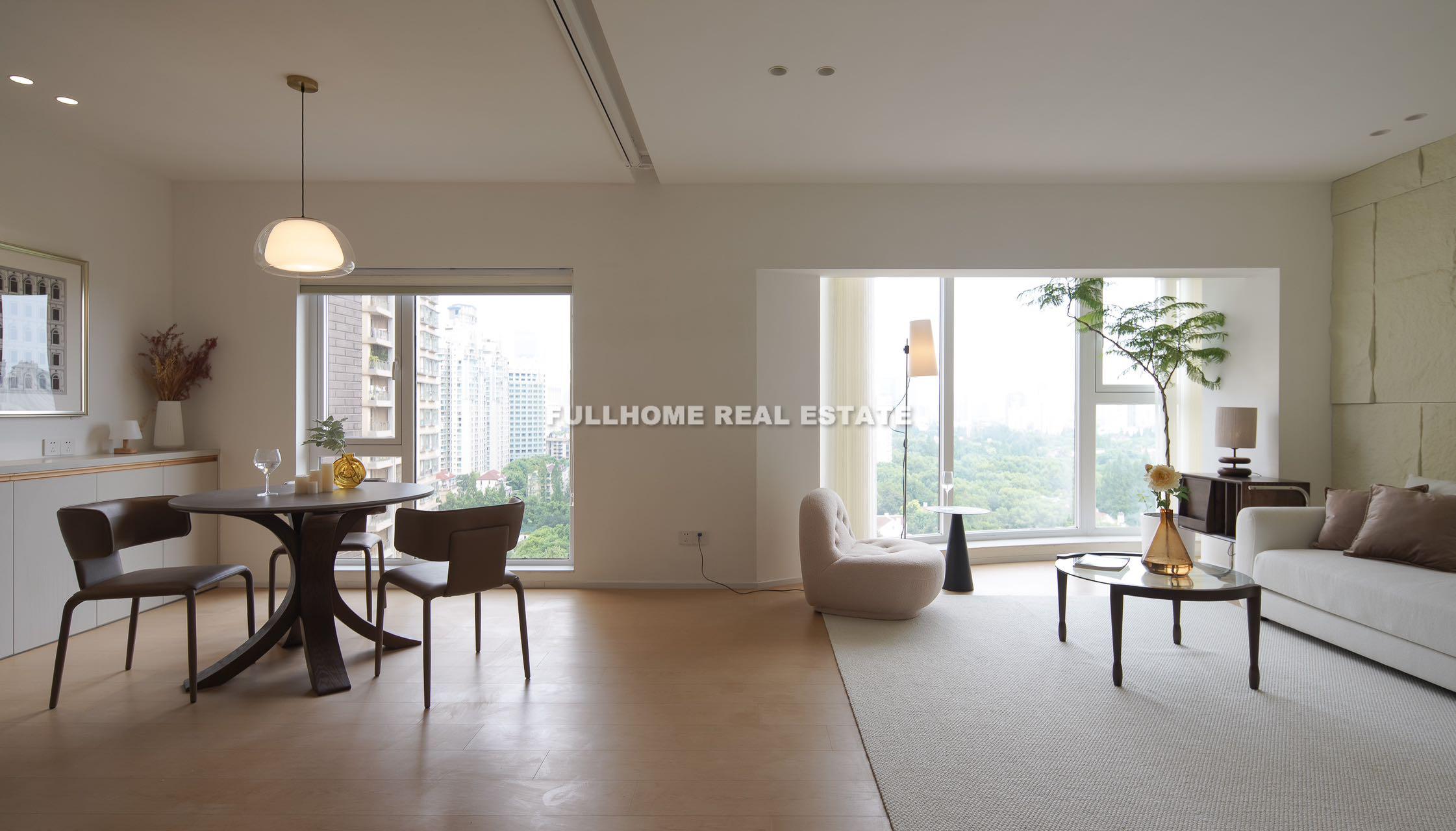 Same compound: Huashan Garden, 2 bedrooms in Shanghai