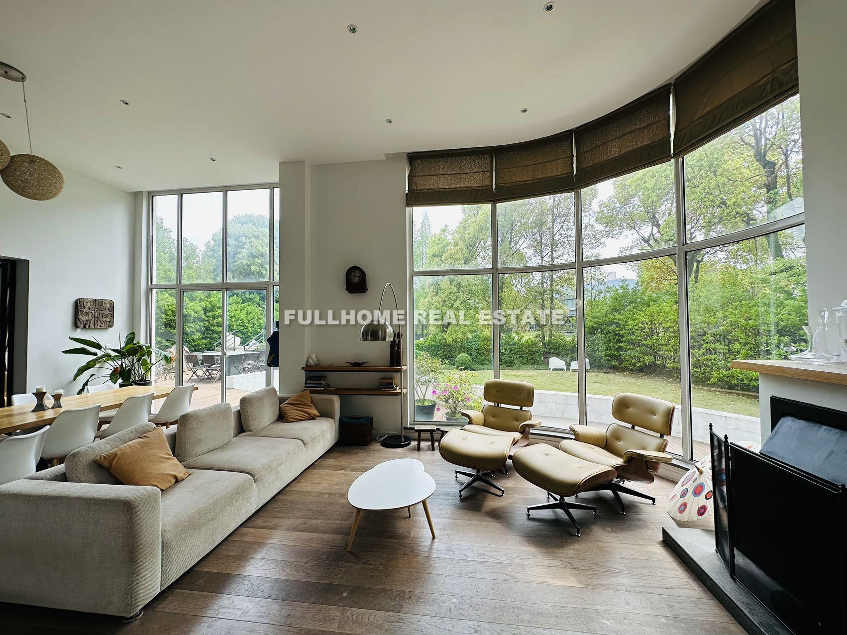Same compound: Forest Riviera, 5 bedrooms in Shanghai