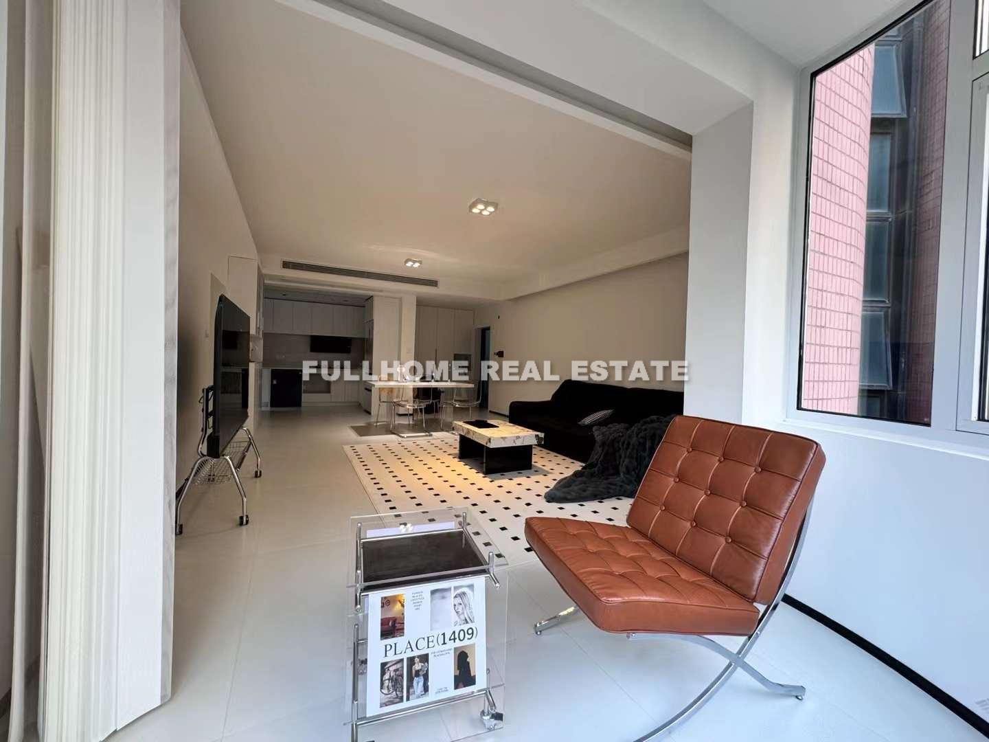 Same compound: Xing Nan Garden, 3 bedrooms in Shanghai