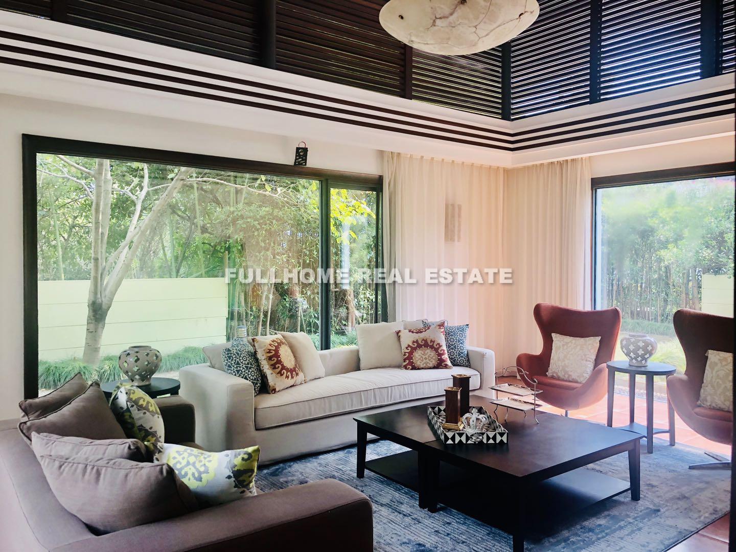 Lakeside Ville - 5 bedroom apartment in Shanghai, Qingpu, Suburb