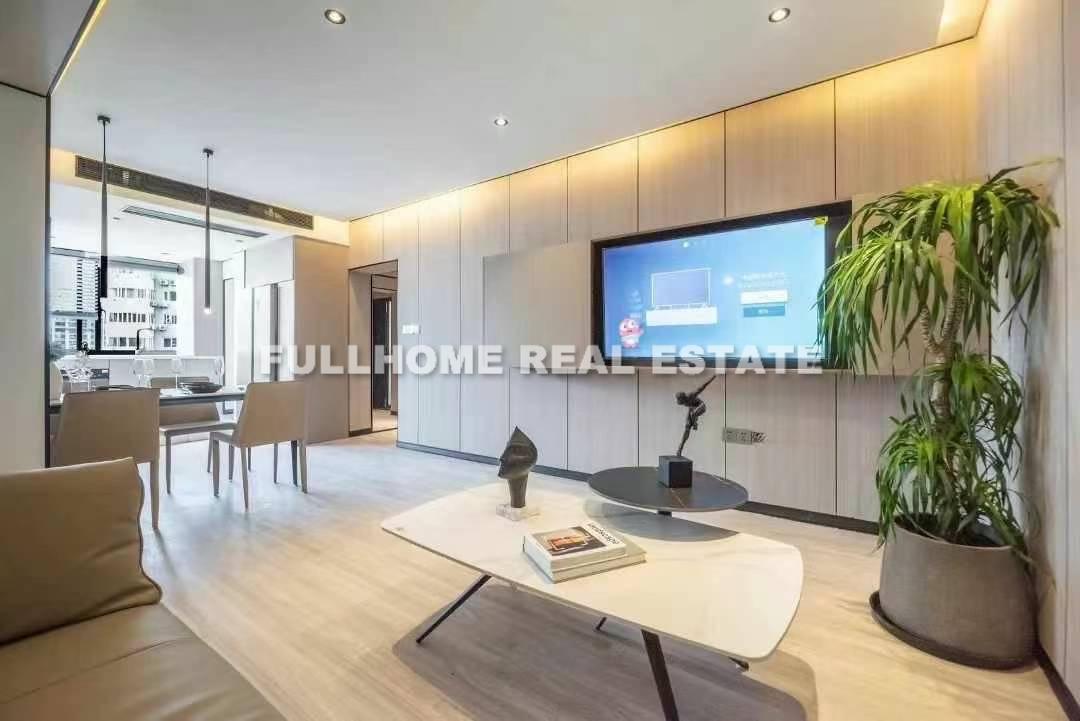 Same compound: Jinchang Apartment, 2 bedrooms in Shanghai