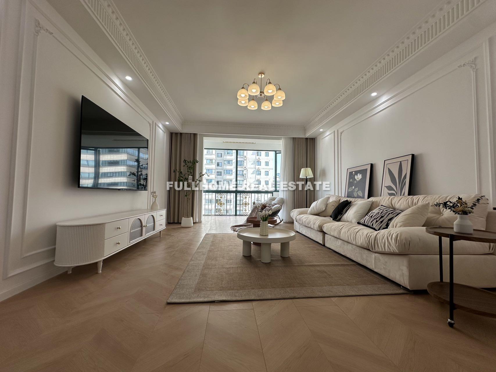 Sanxin Flower Garden - 2 bedroom apartment in Shanghai, Jing An, Downtown